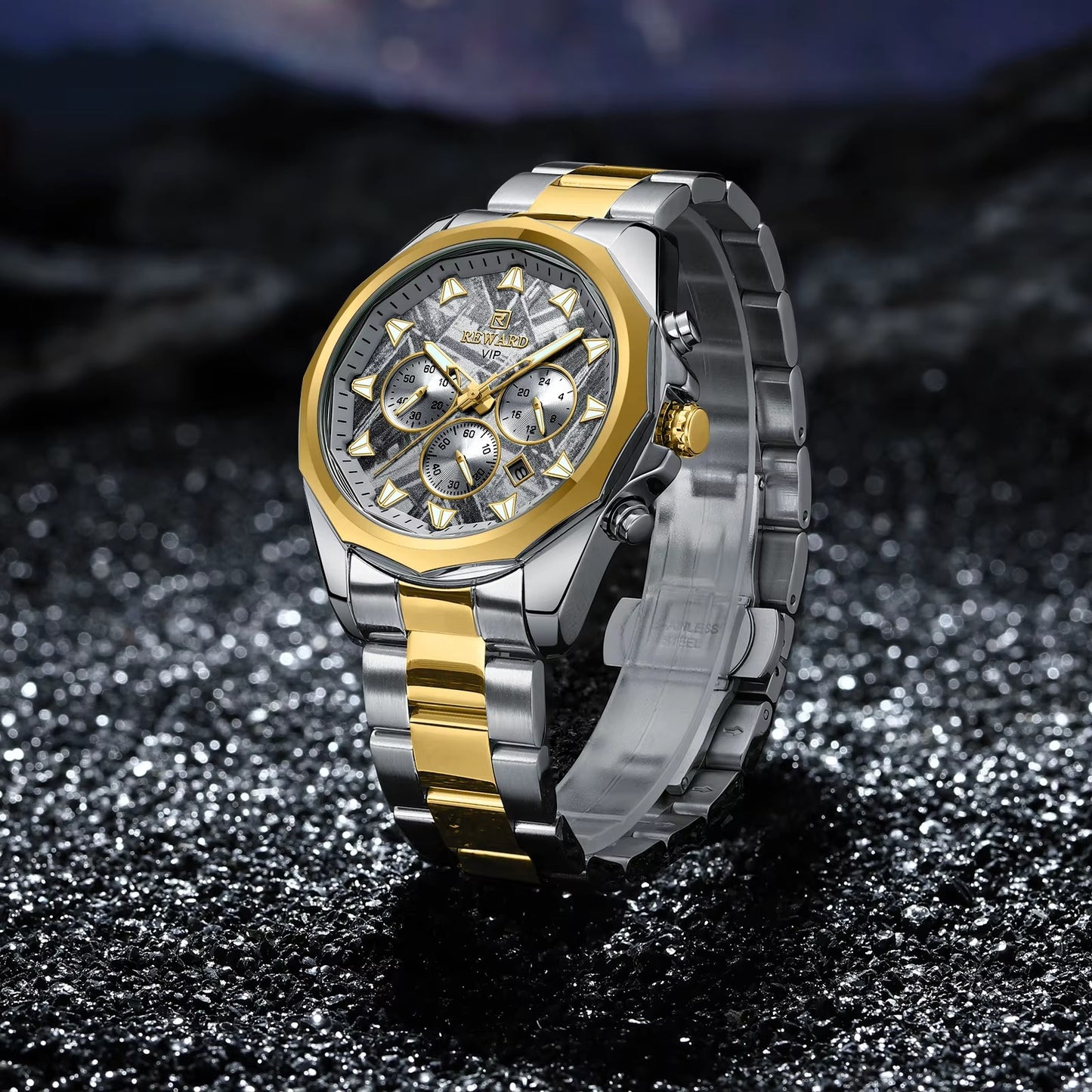 REWARD Iced-Out Luxury Men's Watch – Crystal Glass, Stainless Steel Band & Waterproof Quartz Movement